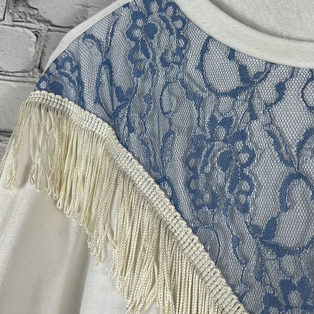 Stepping Up top fringe blue lace dolman sleeves size large - Picture 4 of 9